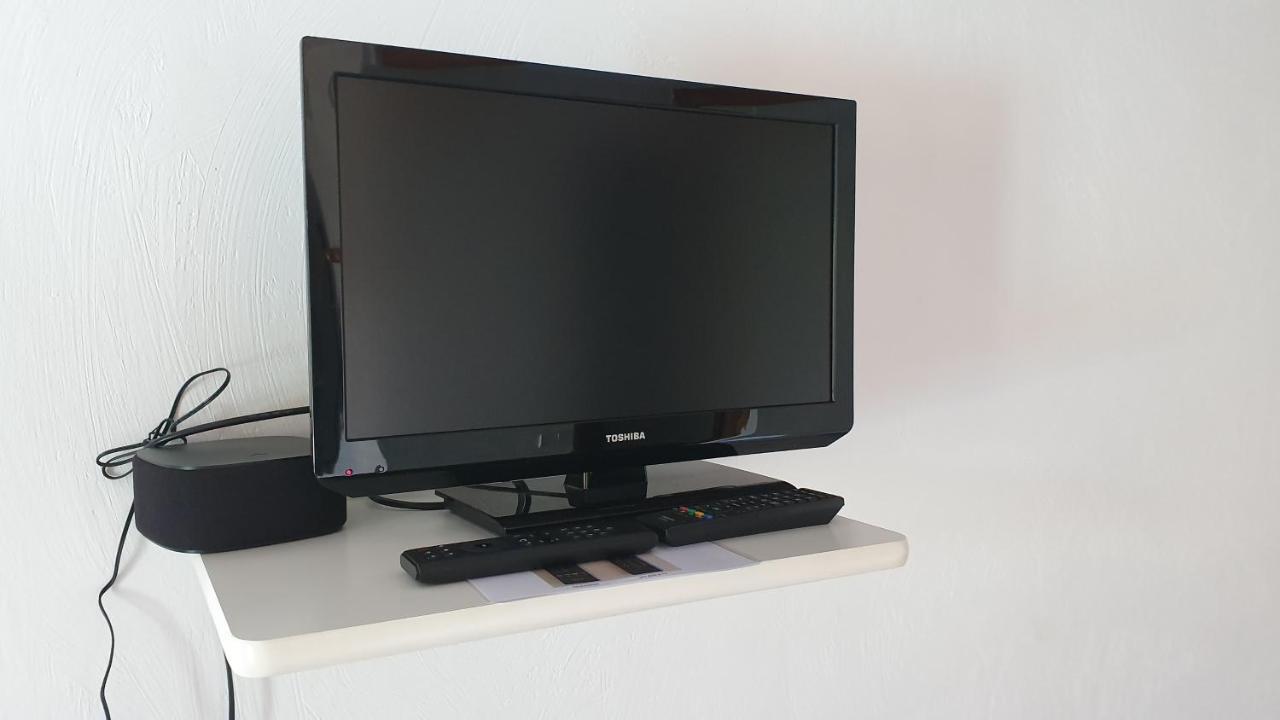 Studio-Mezzanine Dans Villa Cagnes-sur-Mer Luaran gambar