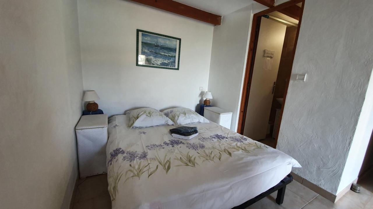 Studio-Mezzanine Dans Villa Cagnes-sur-Mer Luaran gambar