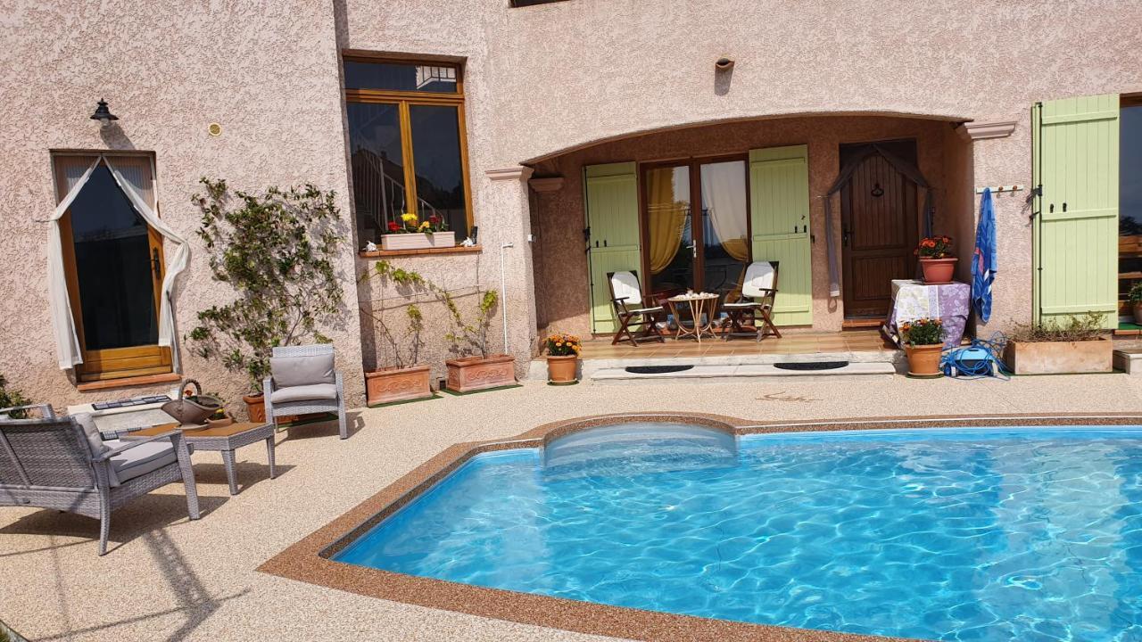 Studio-Mezzanine Dans Villa Cagnes-sur-Mer Luaran gambar